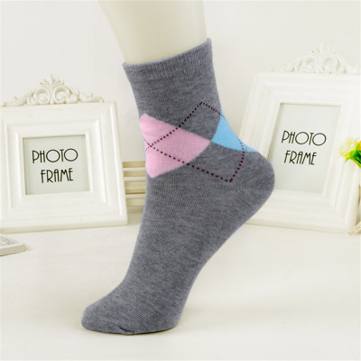 Diamond lattice socks